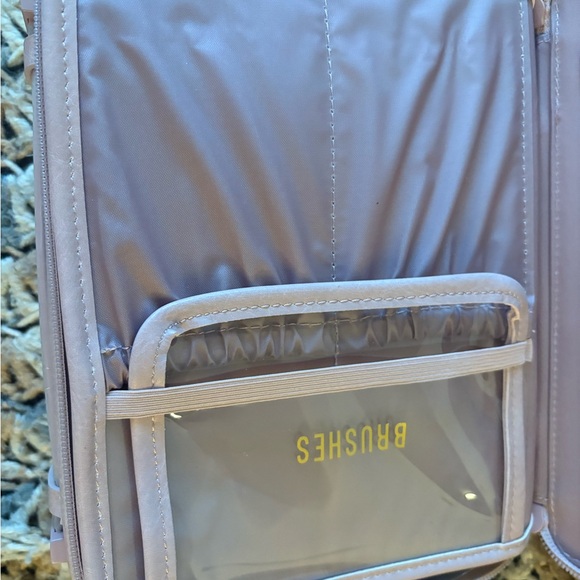 BEIS nwot atlas pink cosmetics case - Picture 3 of 7